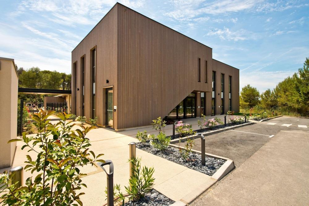 Kyriad Residence Cabries - Plan de Campagne