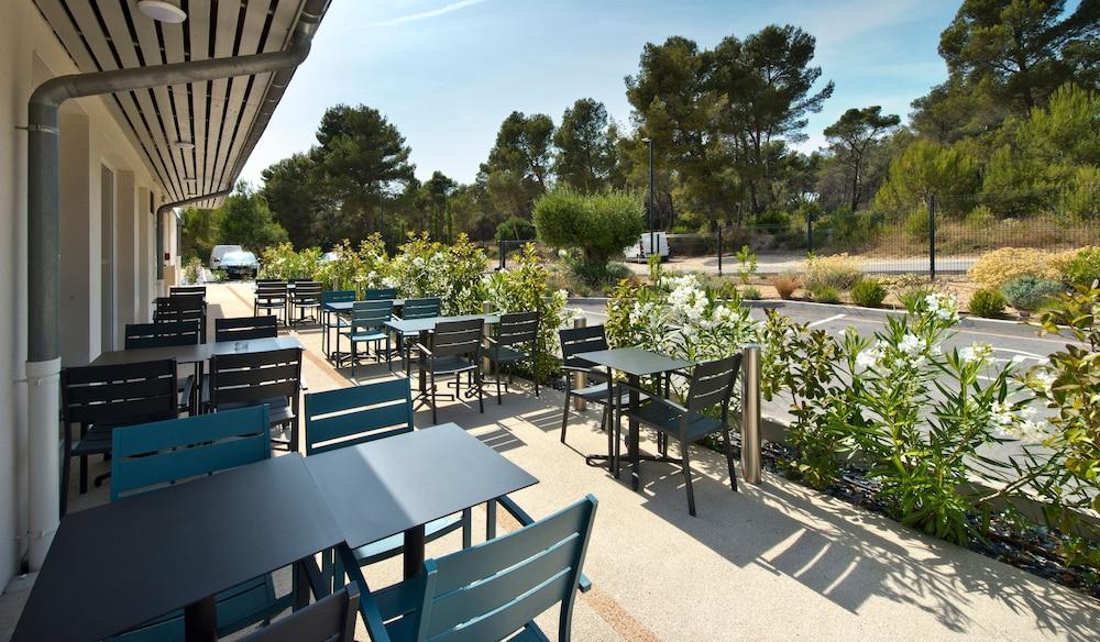 Kyriad Residence Cabries - Plan de Campagne