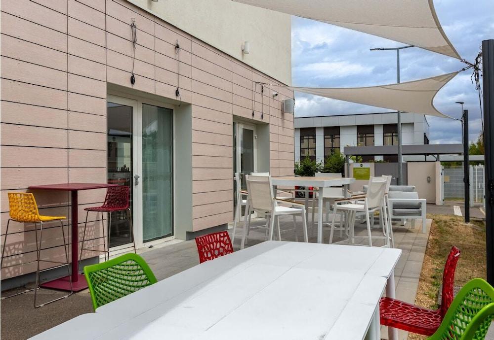 B&B Hotel Chartres Oc‚ane