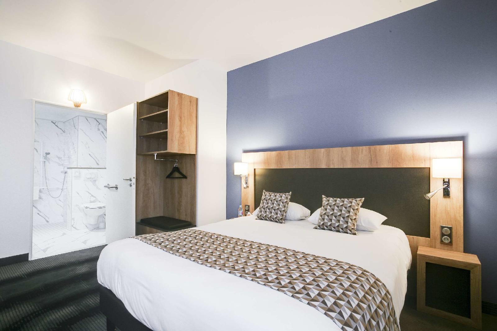 Brit Hotel Loches