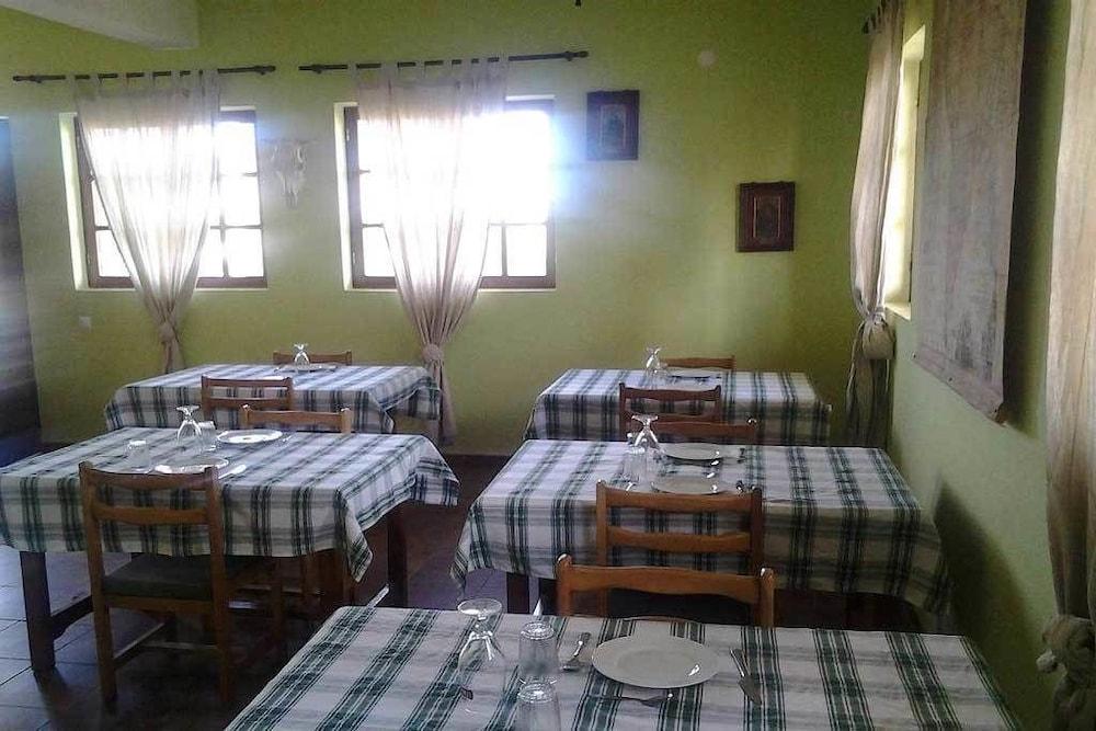 Hotel Ixola