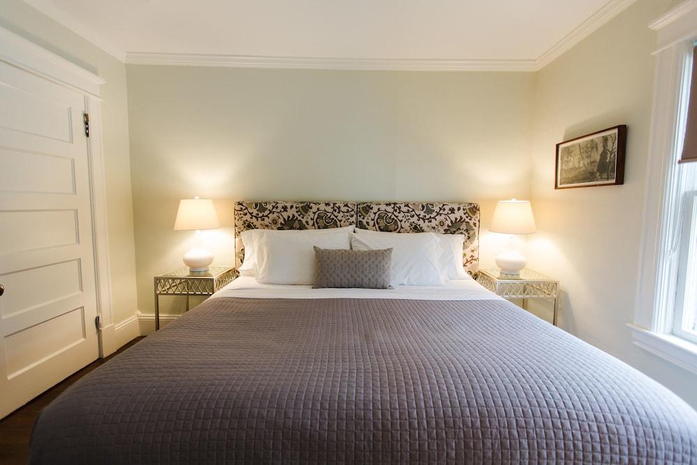 Marble West Inn