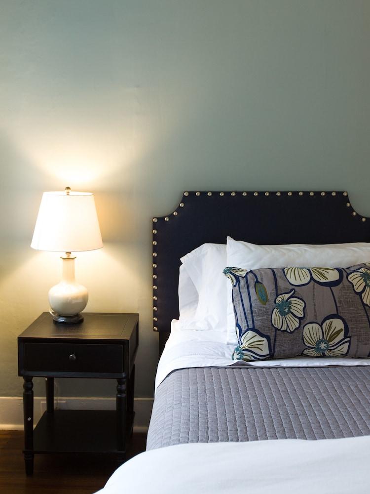 Marble West Inn