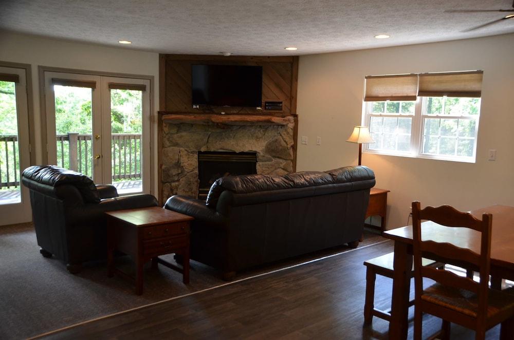 The Retreat At Center Hill Lake