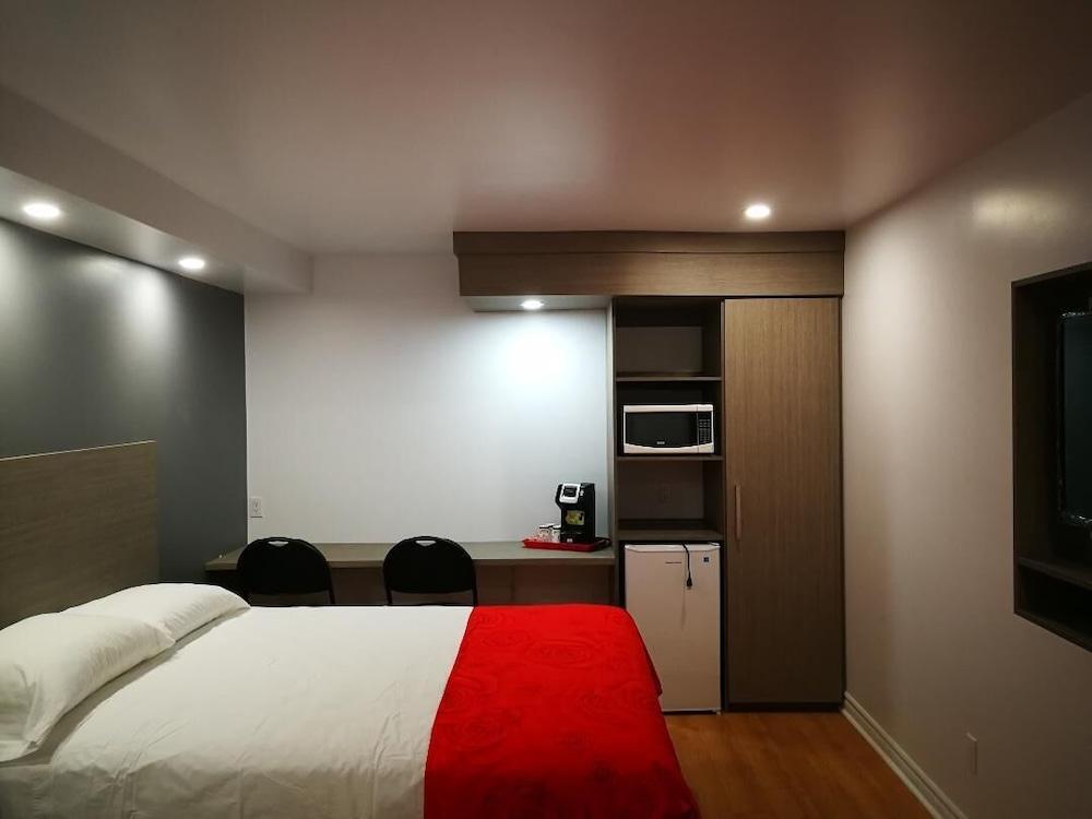 Motel Chez Nous