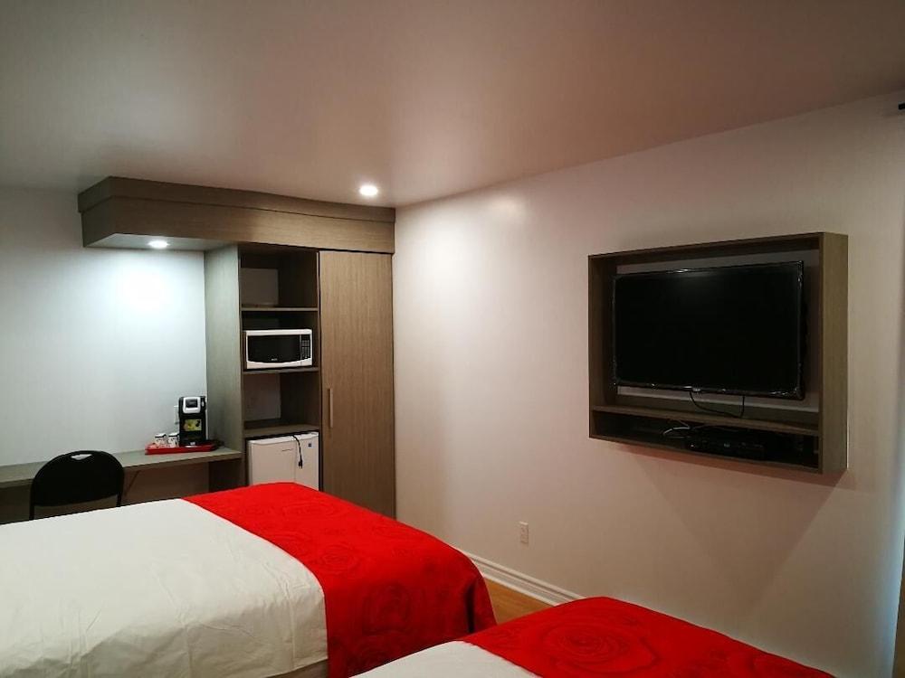 Motel Chez Nous