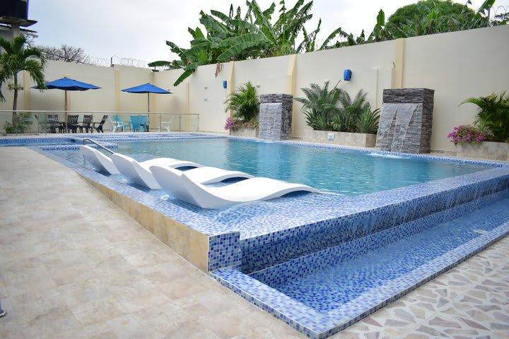 Caba�as Covemar