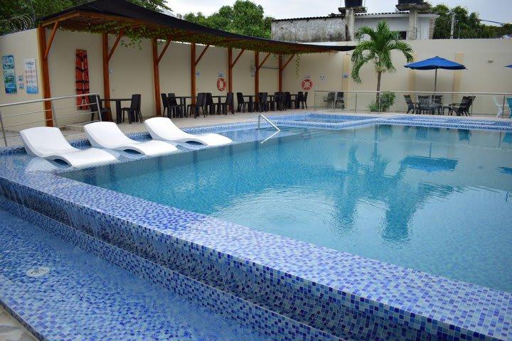 Caba�as Covemar