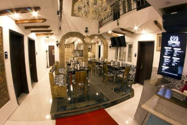 Hotel Boutique Von Astorian