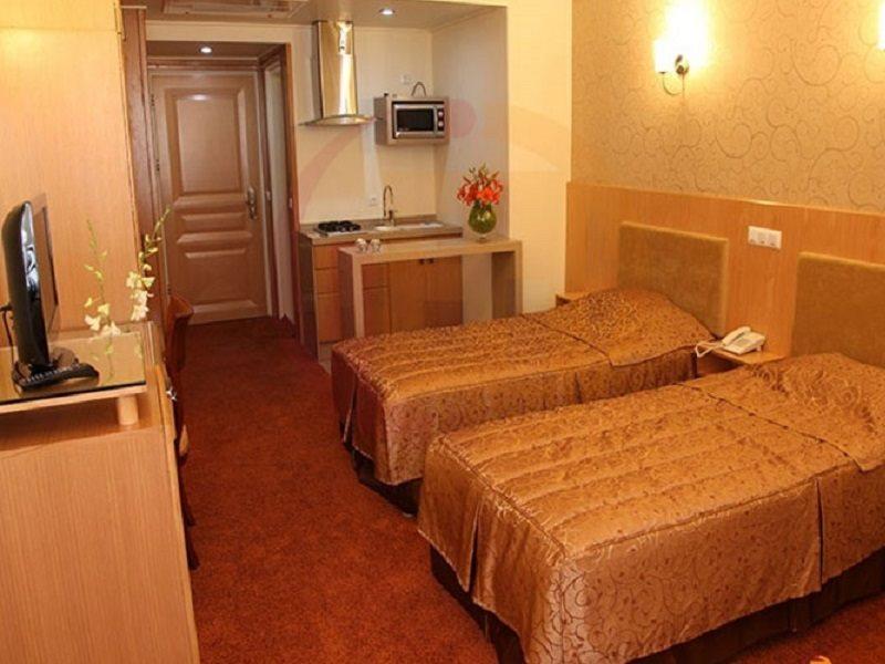 Saina Hotel