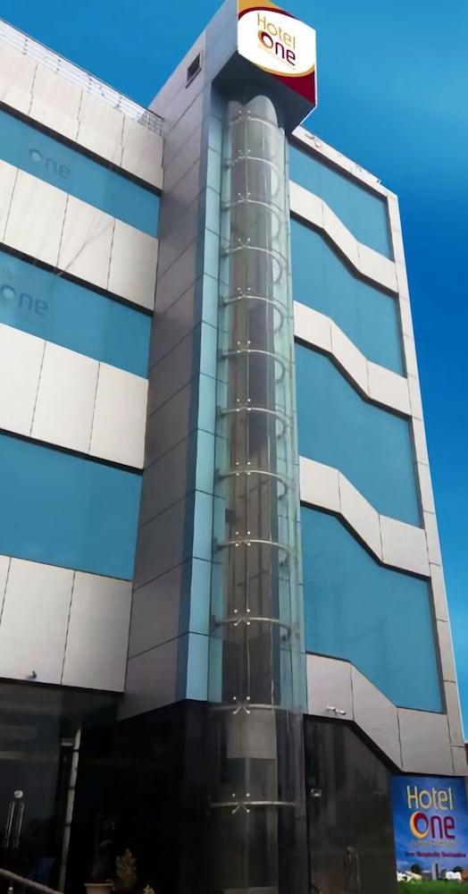 Hotel One DG Khan