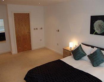 Quay Apartments Media City