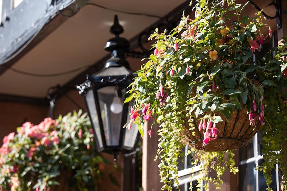 The Crosskeys Hotel