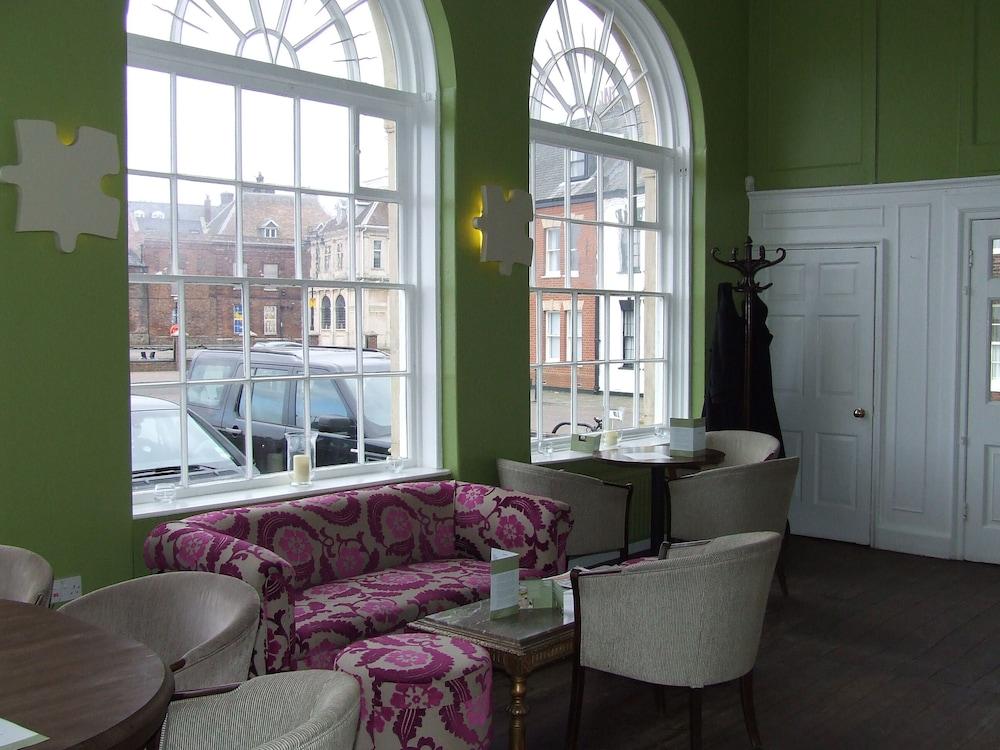 Bank House Hotel