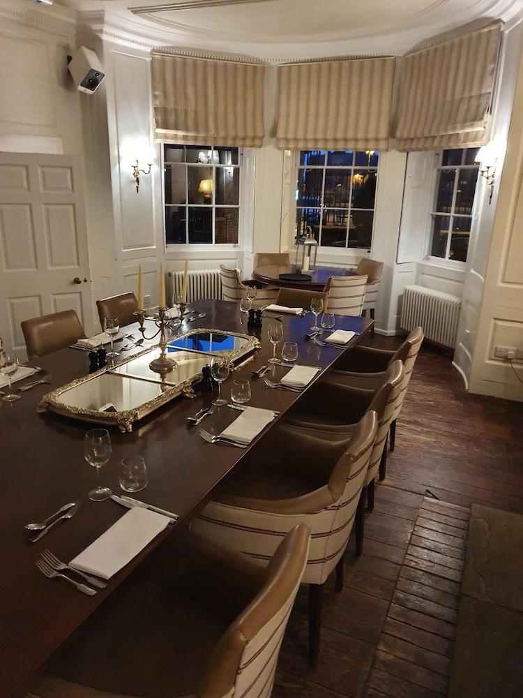 Bank House Hotel