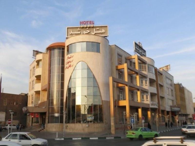 Khorshid Qom