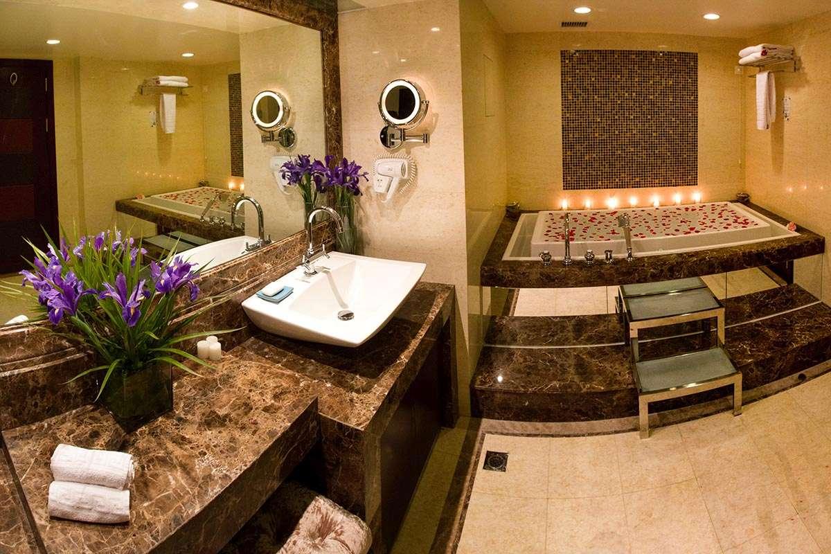 Marlik Hotel