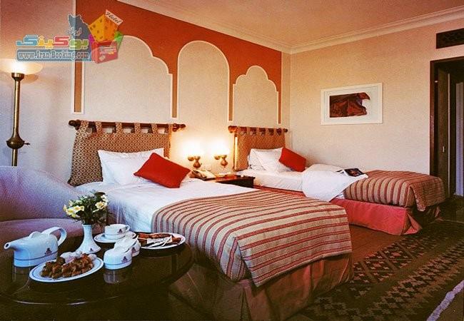 Parsian Safayieh Hotel