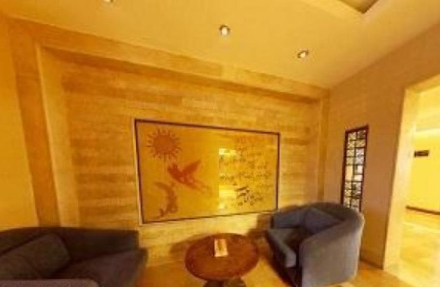 Parsian Safayieh Hotel