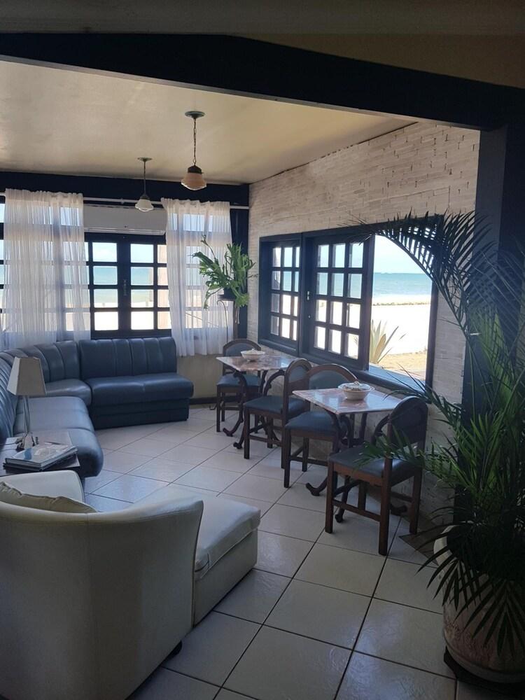 Atlantico Hotel