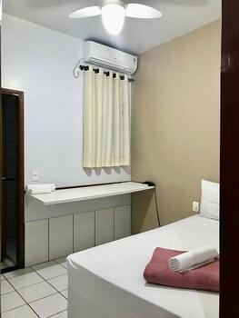 Acapu Hotel