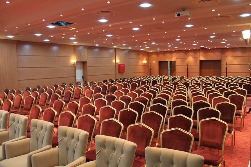 Hotel Hocine