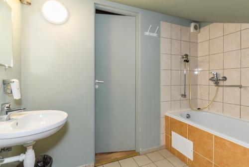 Spare Hotel