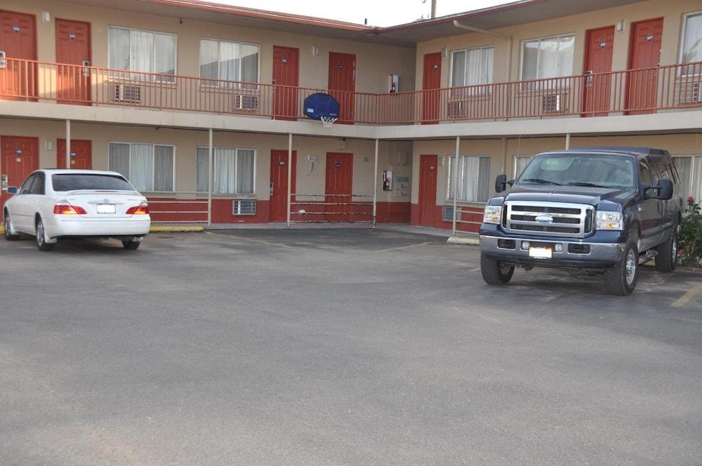 Budget Inn Snyder