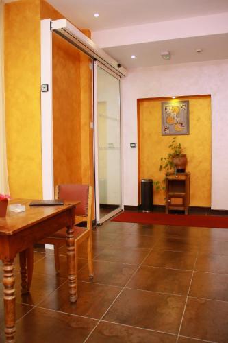 Hotel Le Commerce