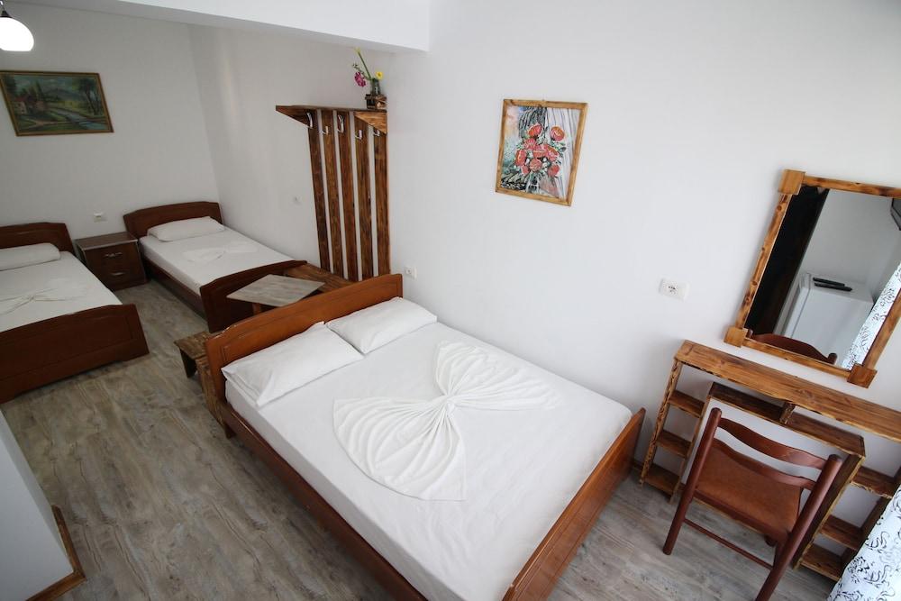 Hotel Cakalli