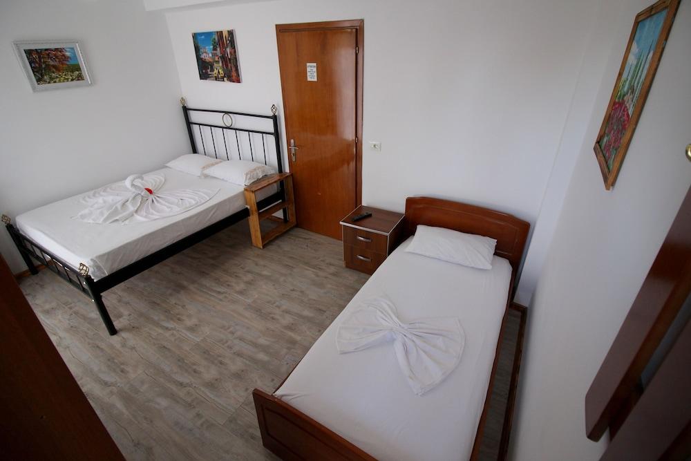 Hotel Cakalli