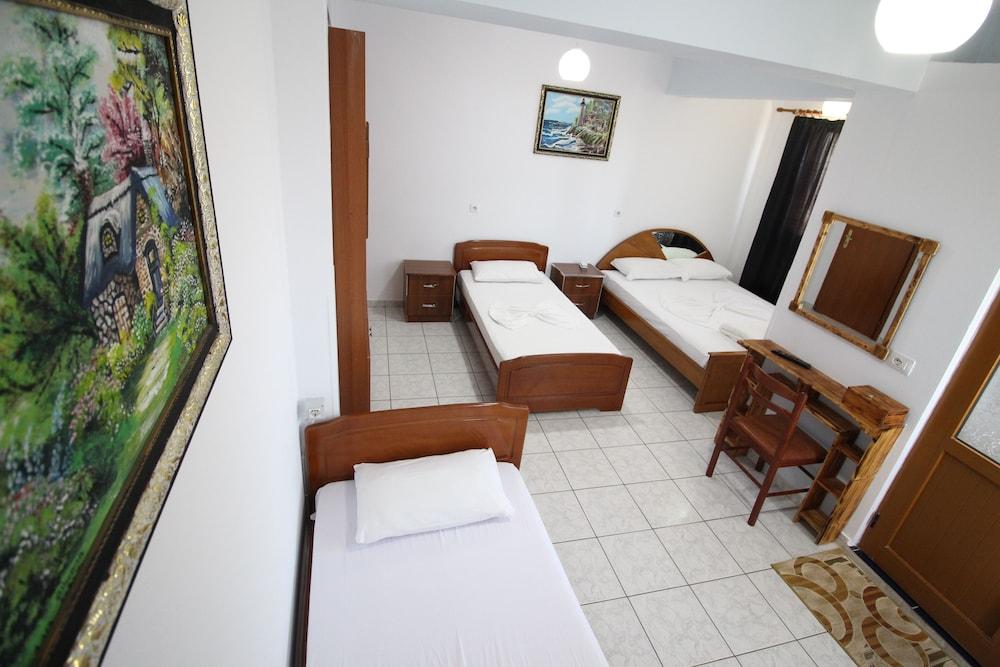 Hotel Cakalli