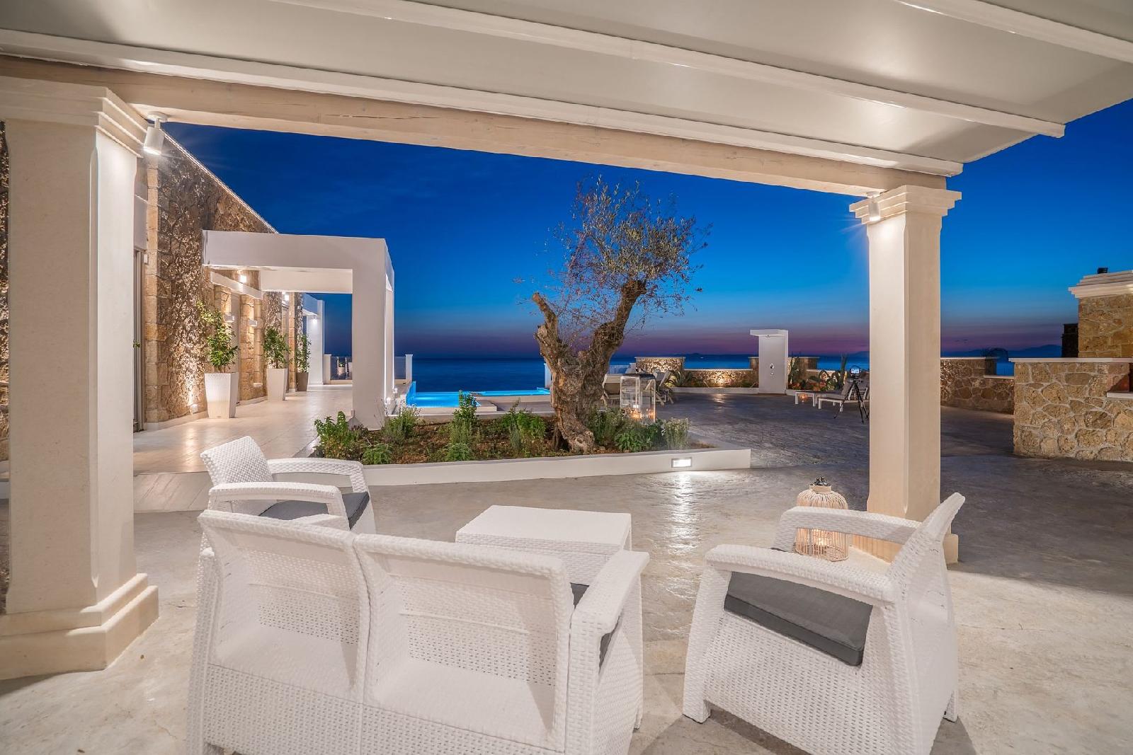 Tambouros Boutique Villas