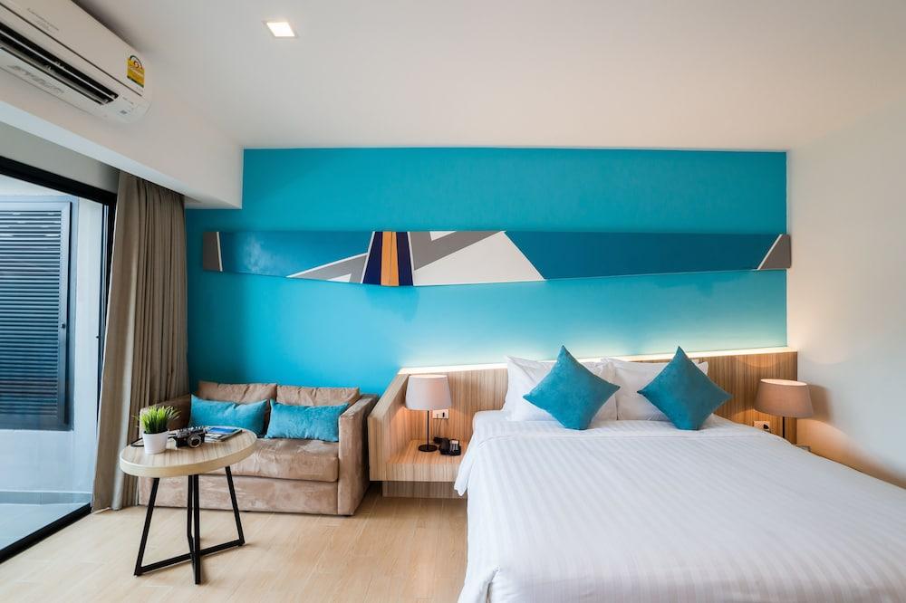 Hotel J Inspired Wing