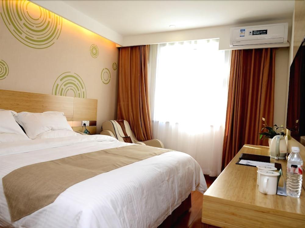 GreenTree Inn Beijing Capital Airport T3 Xingang Express Hotel