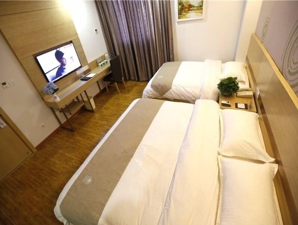GreenTree Inn Beijing Chaoyang District Maquanying Subway Station Express Hotel