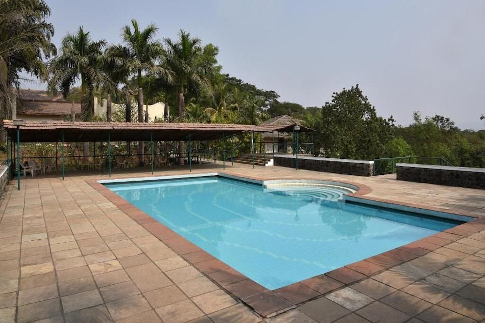 Modis Resort- Karjat