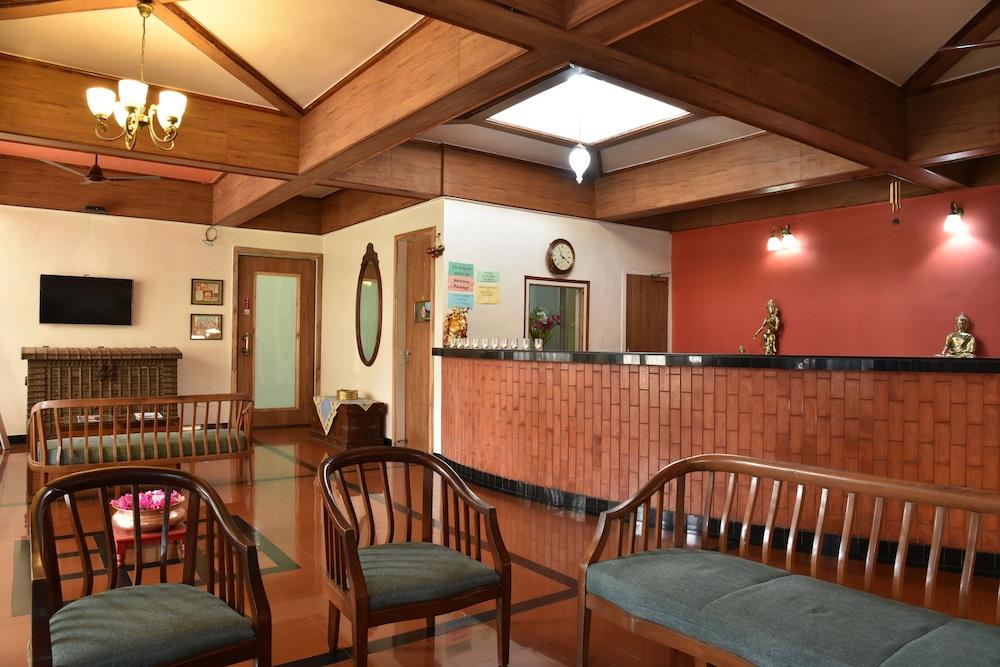 Modis Resort- Karjat