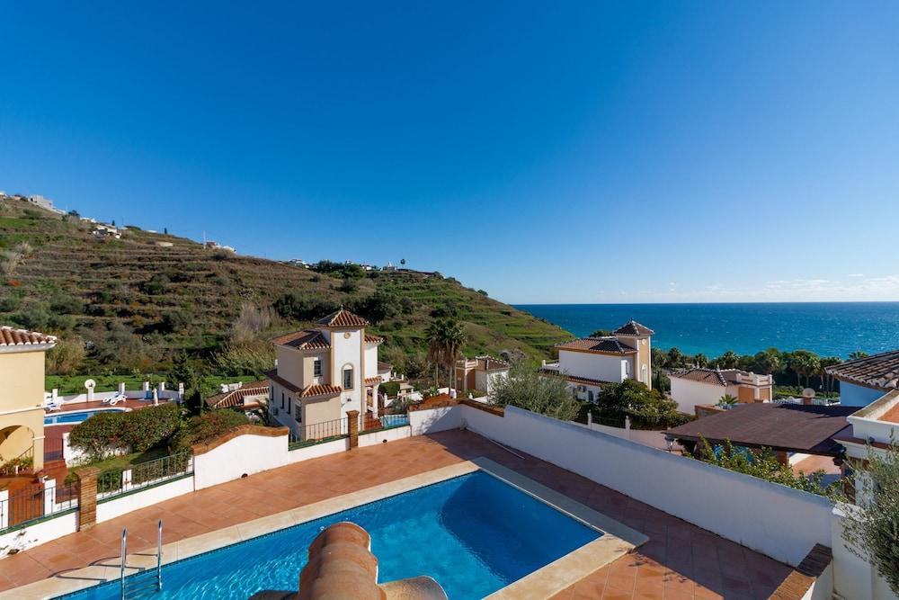 Villa Tamango Hill Canovas Nerja