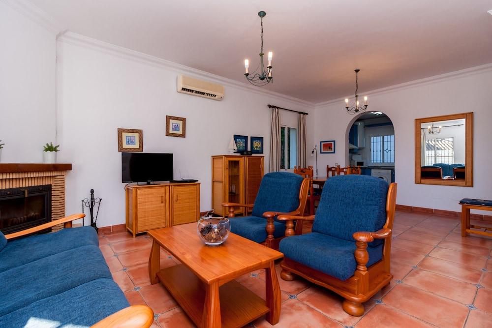 Villa Tamango Hill Canovas Nerja