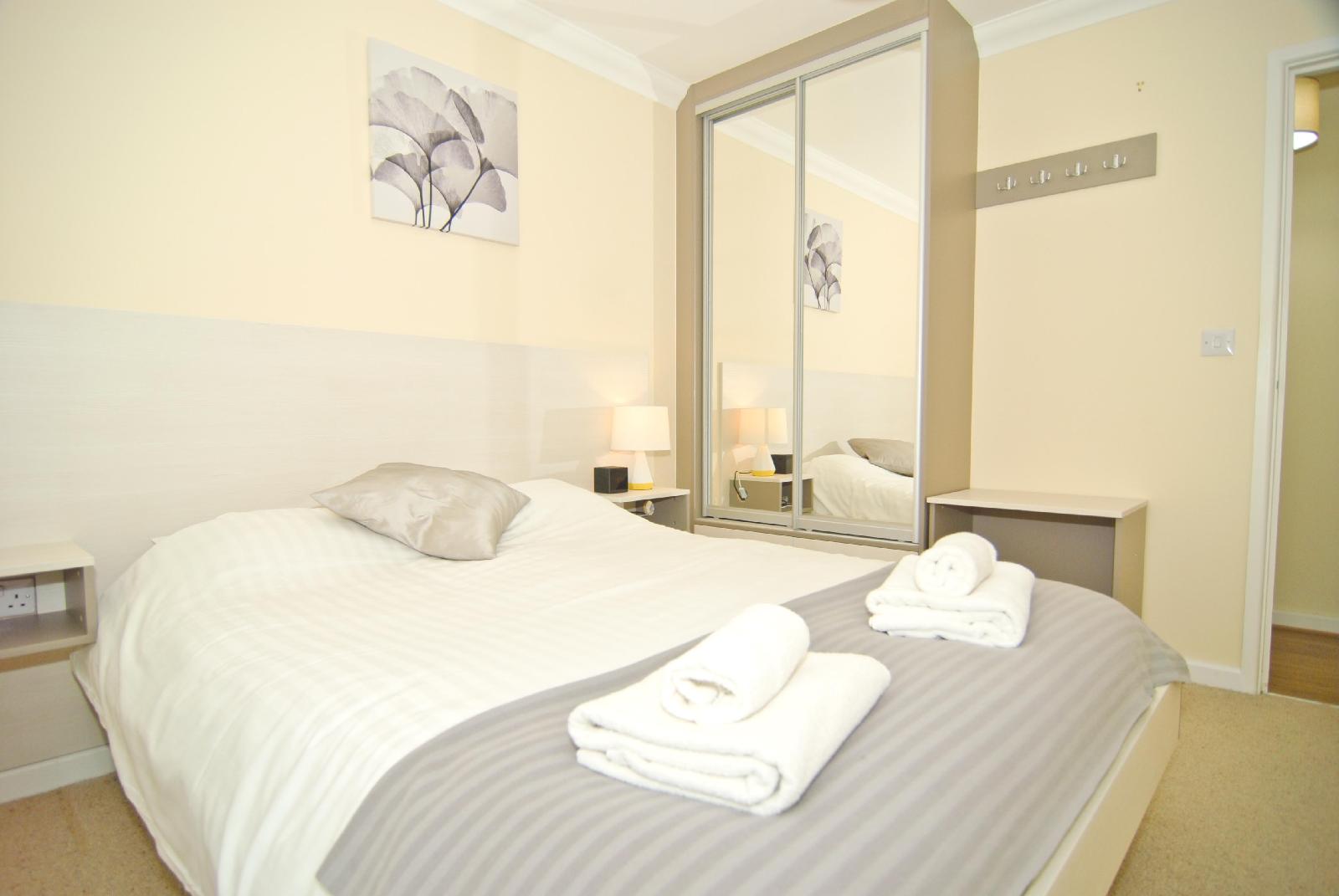 Room And Roof Southampton Apartments