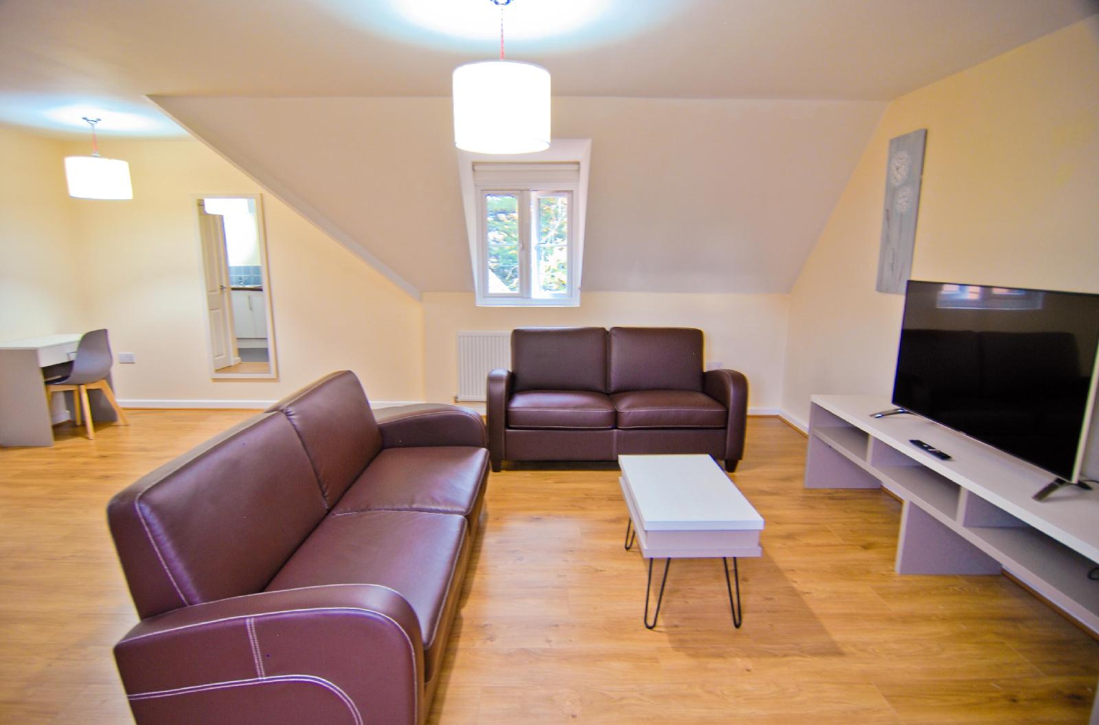 Room And Roof Southampton Apartments