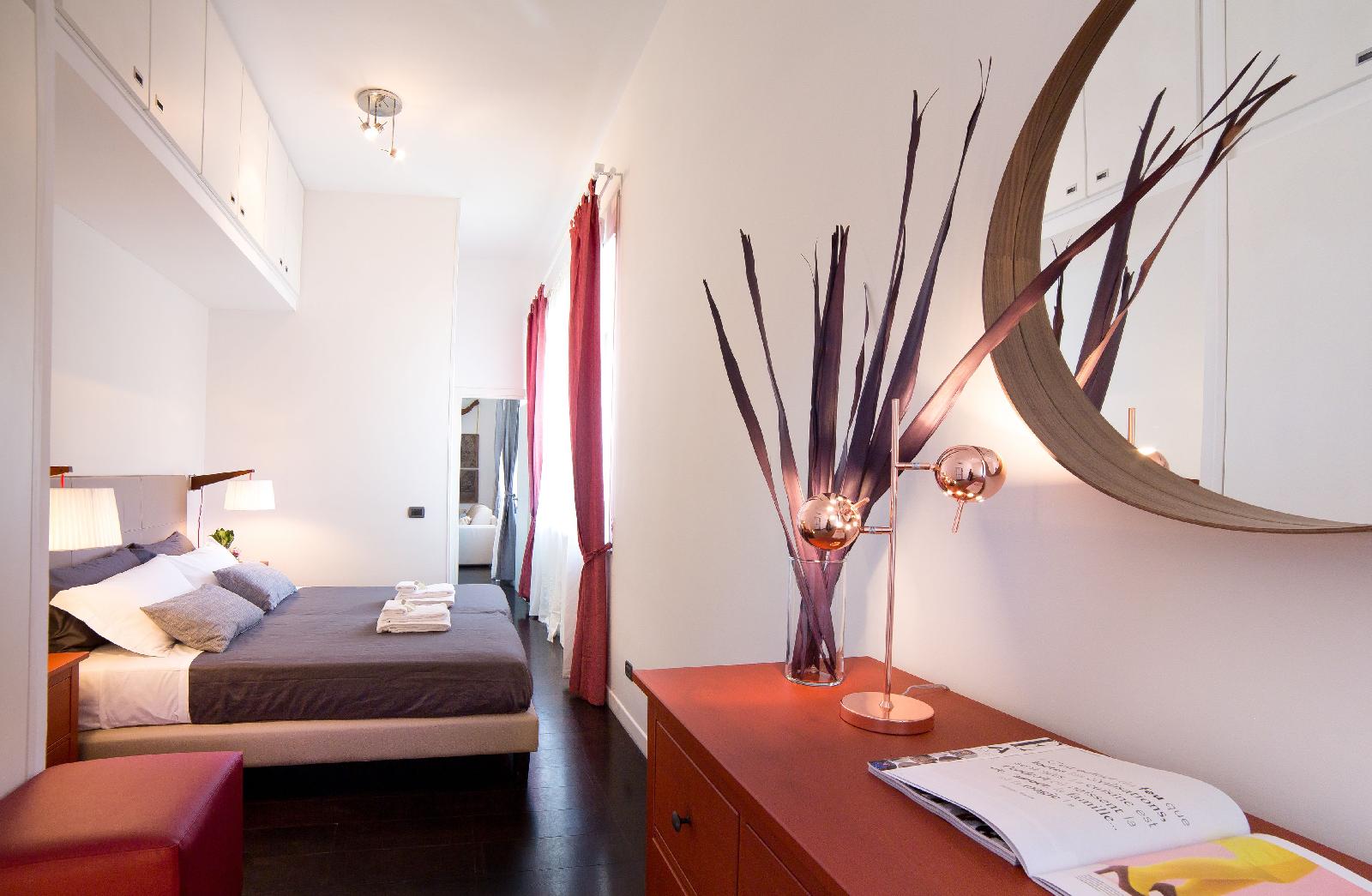 Rent In Rome - Flo's Apartment
