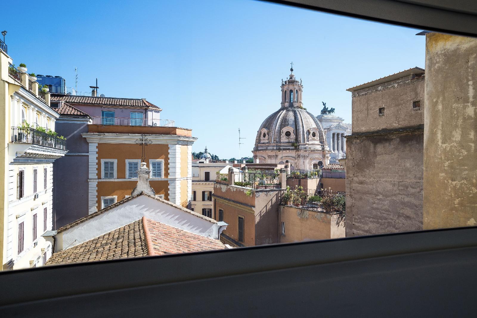 Rent In Rome - Flo's Apartment