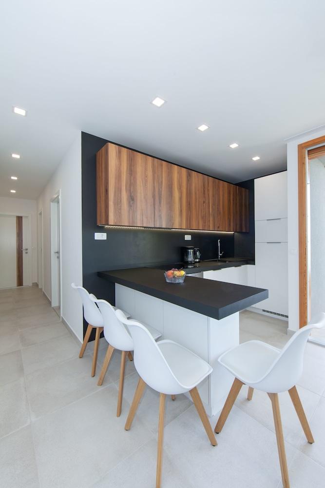 Apartments Bikin