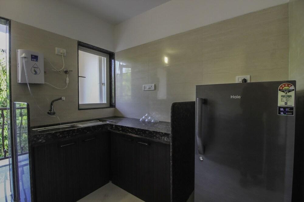 OYO Home 10966 Poolside Paradise 2BHK