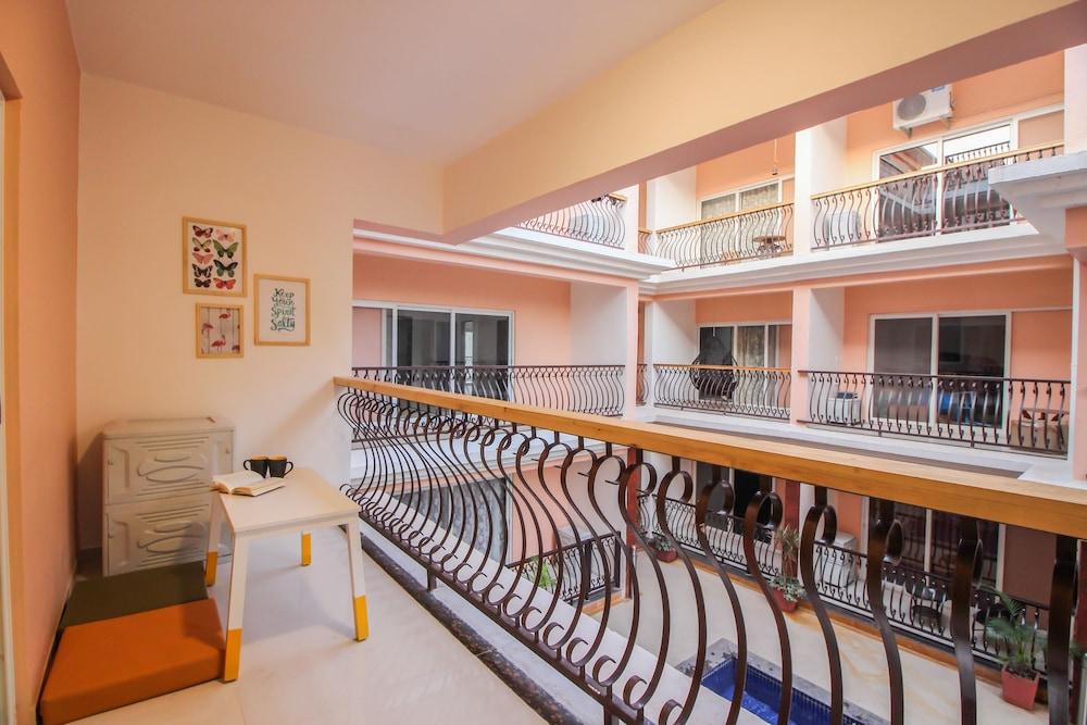 OYO Home 10966 Poolside Paradise 2BHK