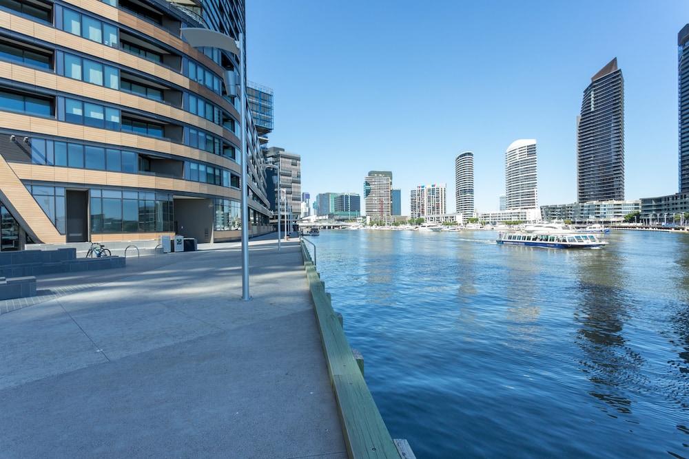 883 Collins Street Tower 1 & 2