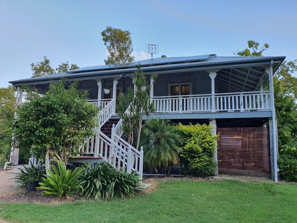 Airlie Beach Eco Cabins