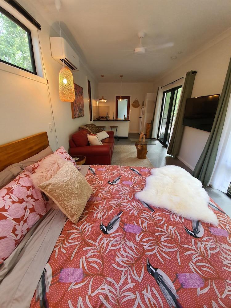 Airlie Beach Eco Cabins